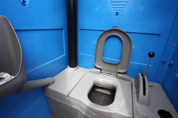 Best Porta potty delivery and setup  in Osawatomie, KS